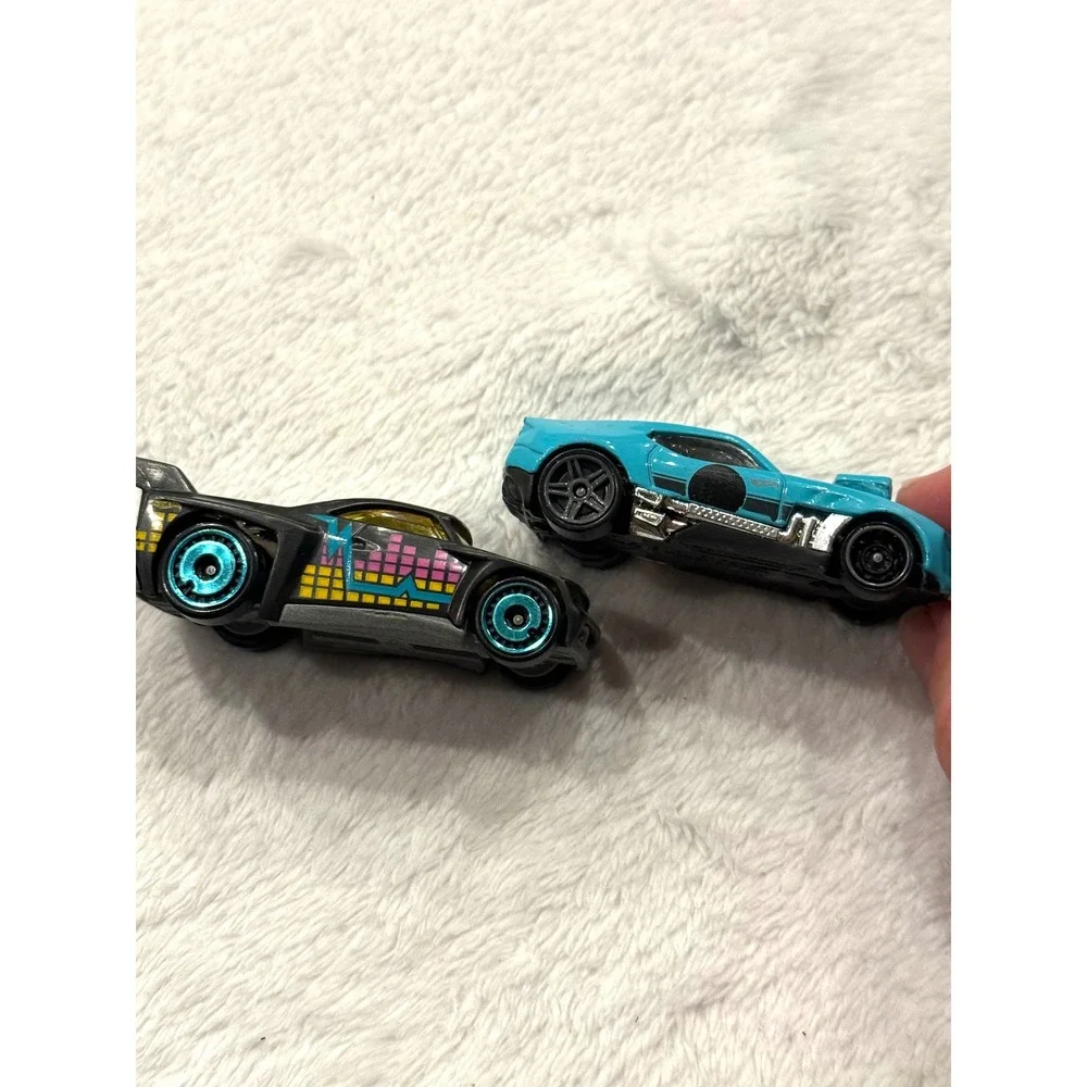 Hot Wheels‎ Bassline Black and Twinduction Blue Diecast Toy Car Lot of 2